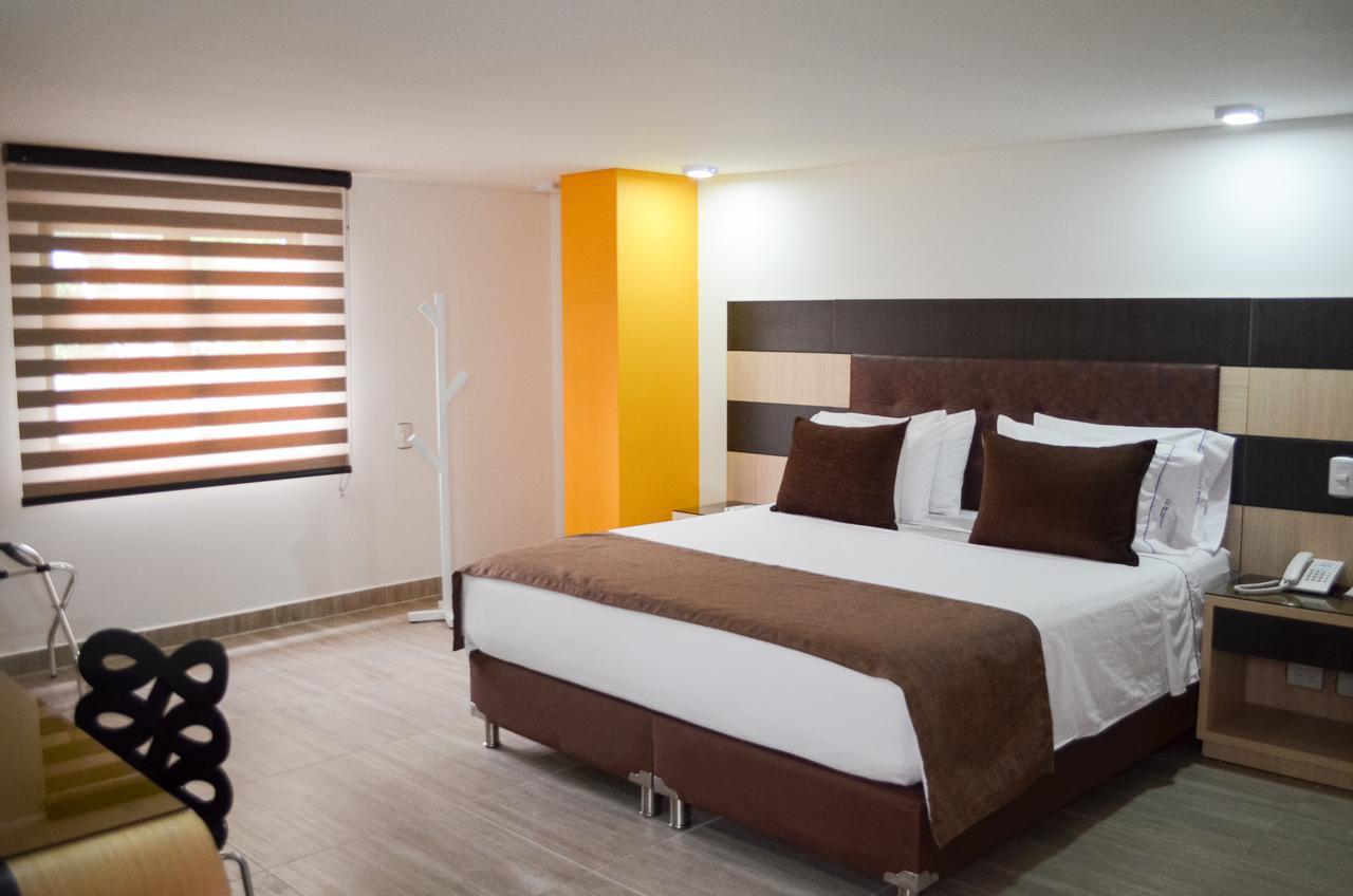 Hotel Parque 70 メデジン エクステリア 写真